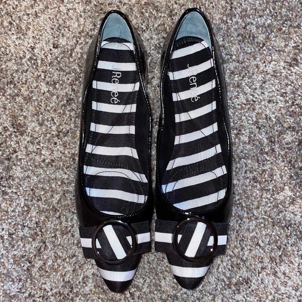 Size 7.5 J Reneé Flats in Black with Black & White Stripes